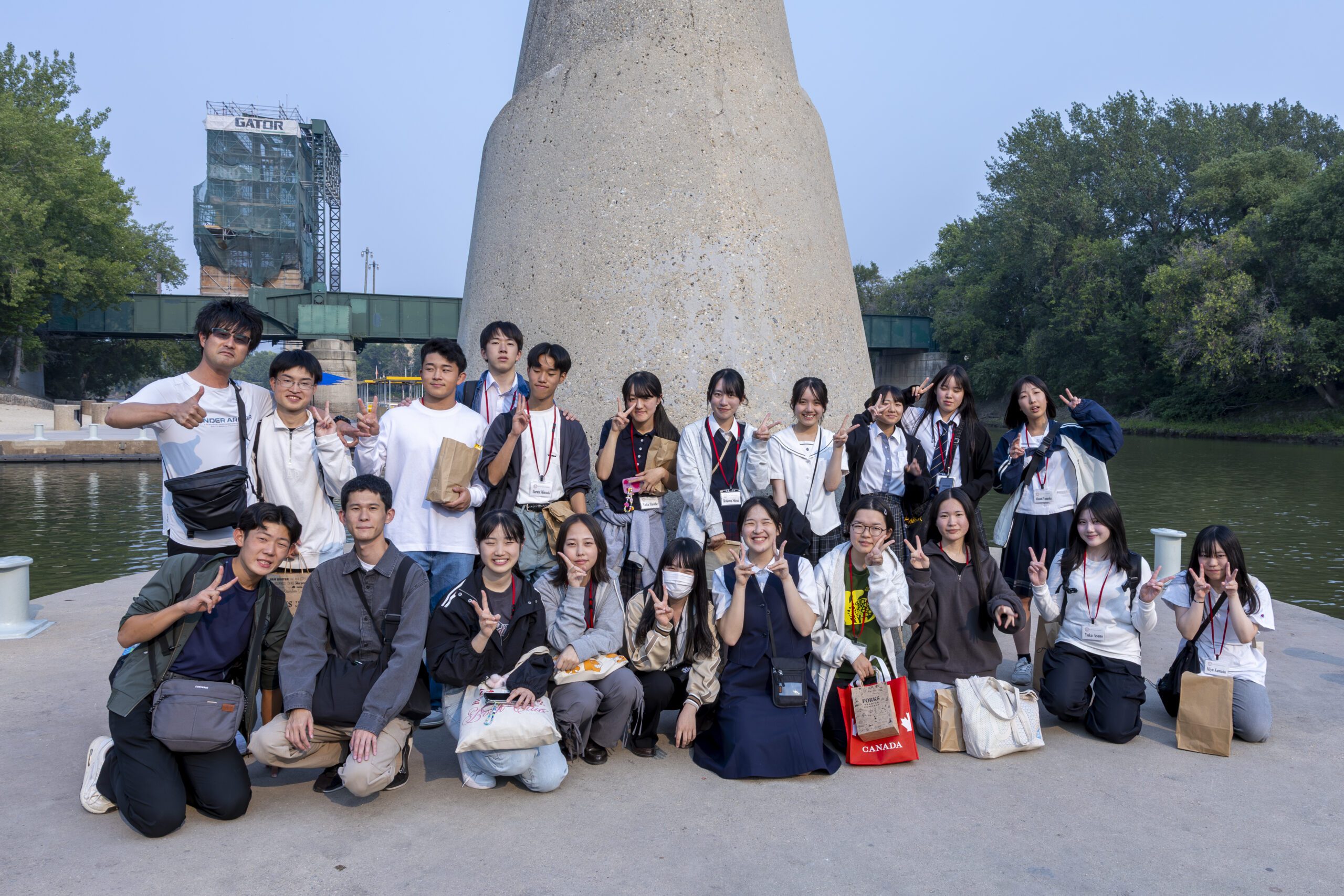 Participants in the Japan Homestay Program visit the York-Benimaru tree.